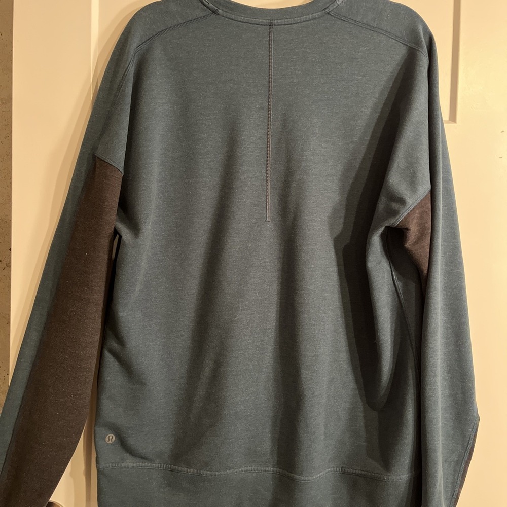 Lululemon Men's Pave Crewneck Reversible Pullover Size Large Alberta